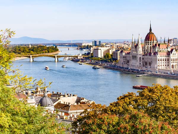 Donau Kreuzfahrt Dezember 2026 buchen